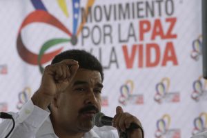 Para Maduro CNN promueve un golpe de estado en Venezuela