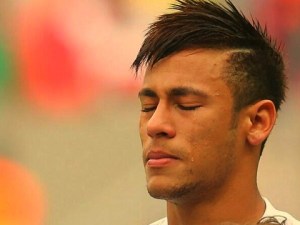 Así rompió a llorar Neymar en su partido despedida (Video)