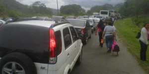 Protesta paraliza el tránsito en la Troncal 5 del estado Táchira
