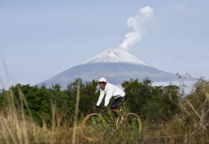 En México el volcán Popocatépetl “calmado” pero podría haber explosiones