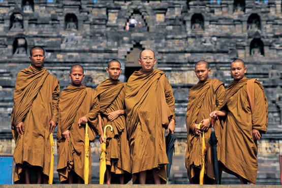Dos monjes budistas detenidos por pedofilia