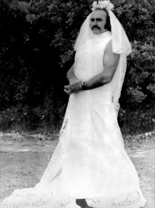 El día que Sean Connery se colocó un vestido de novia (FOTO)