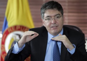 Mauricio Cárdenas: Inestabilidad de Venezuela es un riesgo para el crecimiento de Colombia