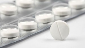 La aspirina combinada con anticoagulante reduce ataques cerebrales