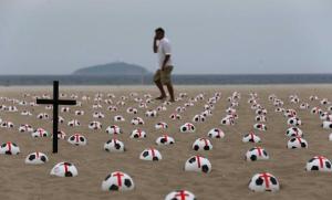 ONG siembra balones frente al Congreso brasileño