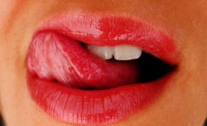 Cinco curiosidades sobre la saliva