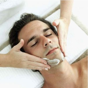 Terapias para tratar el acné en hombres