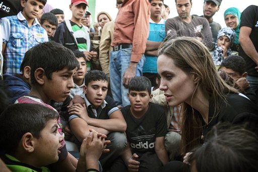 Angelina Jolie exhorta a acabar con violaciones en guerra