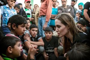 Angelina Jolie exhorta a acabar con violaciones en guerra