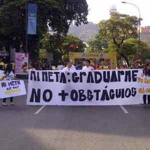 El ministro Pedro Calzadilla sigue indolente frente a la crisis universitaria (Fotos)