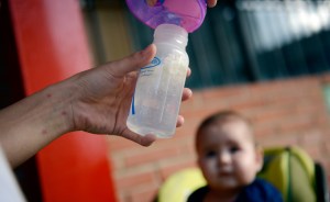 Falta de leche causa daños irreparables en los niños