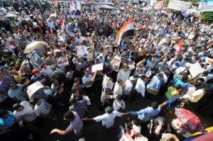 Al menos 33 heridos en enfrentamientos entre manifestantes en Egipto