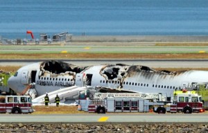Al menos 2 muertos y 49 heridos graves en avión accidentado en San Francisco