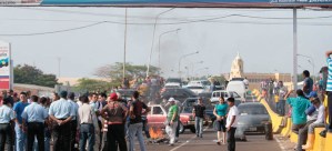 Carniceros quemaron cauchos y cerraron calles contra regulación de precios