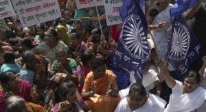 Una veintena de hombres raptan y violan a cuatro niñas en el este de la India