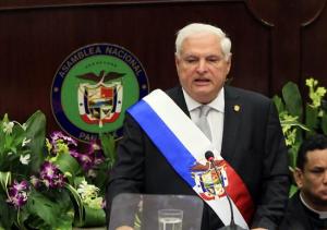 Presidente de Panamá llega a Caracas este lunes