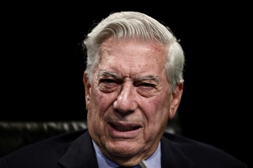Vargas Llosa llega a Venezuela (Foto)