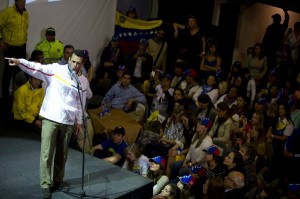 Capriles: Seguimos adelante y sin miedo