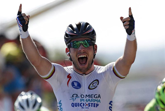 Ciclista del Tour de Francia fue rociado con orina