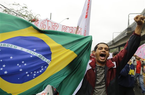 Huelga nacional en Brasil paraliza 40 carreteras en 14 estados