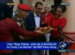Arreaza bautiza libro de Chávez (Video)