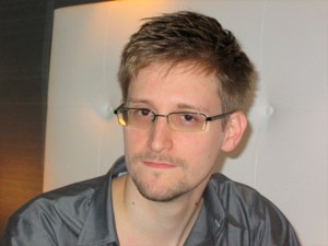 Snowden con más información para dañar a EEUU