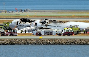 Al menos diez heridos graves en accidente de avión de San Francisco