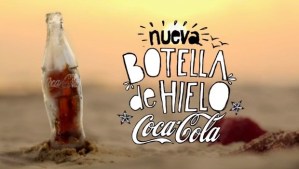 Coca-Cola presenta su nueva botella hecha completamente de hielo (Foto + Video)