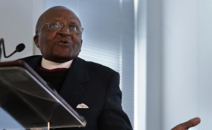 Desmond Tutu prefiere ir al infierno antes que venerar a un Dios homófobo