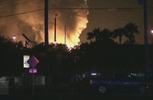 Al menos ocho heridos graves por explosión de planta de gas en Florida (Foto)