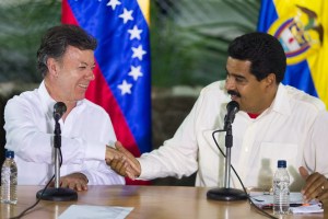 Canciller ecuatoriano dice que hubo “excelente ambiente” en diálogo entre Colombia y Venezuela