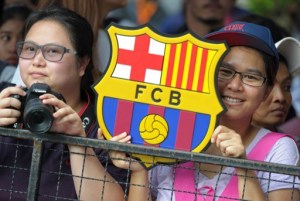 El Barça desata la euforia en Tailandia (Fotos)