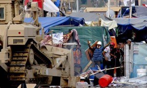 Gran Bretaña condena utilización de la fuerza contra manifestantes en Egipto