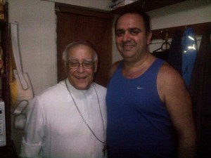 Monseñor Luckert visita al preso político Kamel Salame