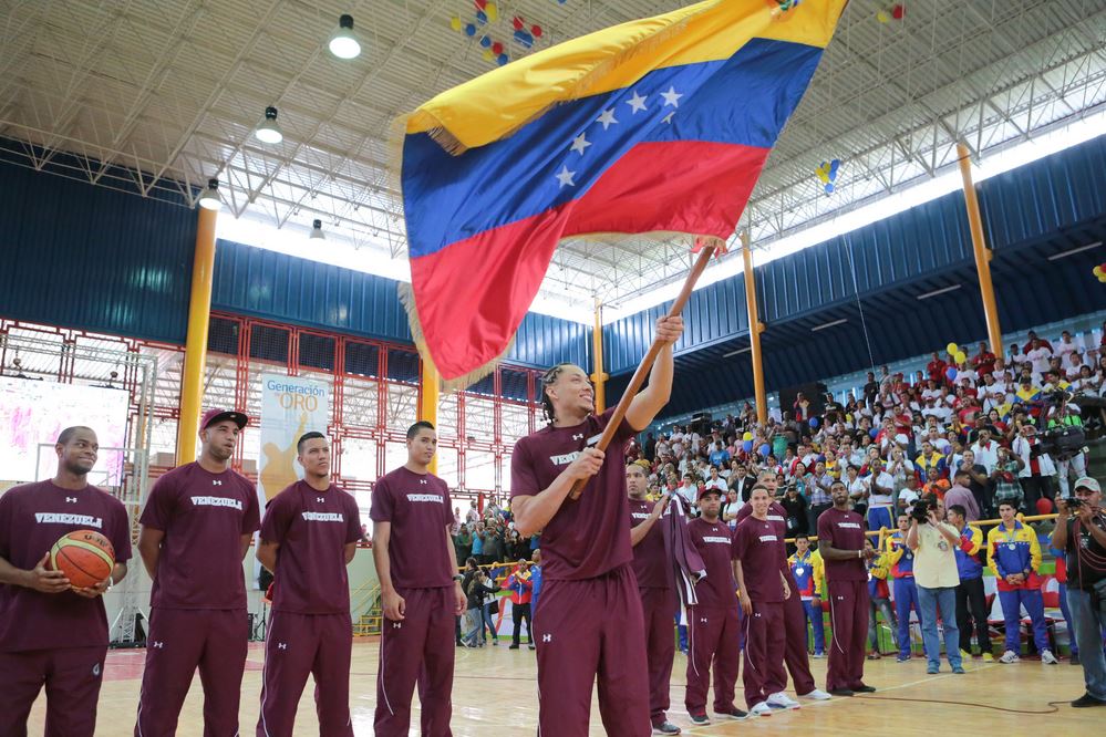 México venció a Venezuela en Premundial de Baloncesto