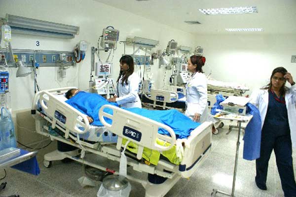 Colocarán brazaletes a los acompañantes de pacientes en los hospitales públicos del Zulia