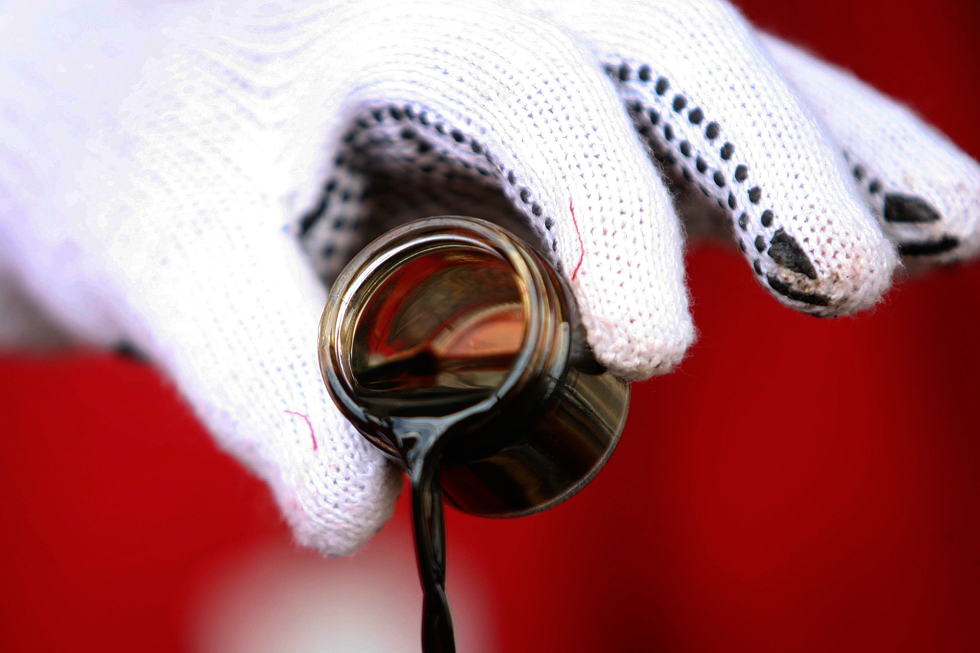 Petróleo venezolano cierra en 96,5 dólares