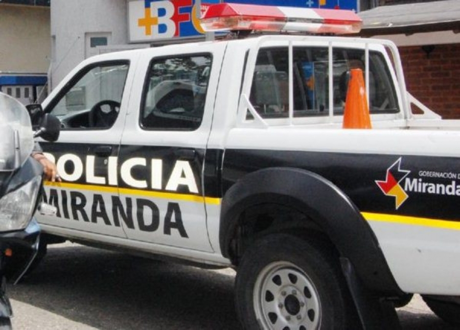Dos funcionarios de Polimiranda heridos tras ataque a estación de policías