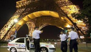 Evacúan la Torre Eiffel