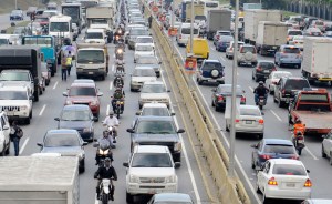 Restringirán horario de circulación de motorizados en la Gran Caracas