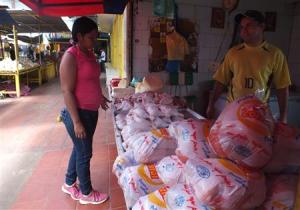 Hasta 50 bolívares cuesta el kilo de pollo en Anaco