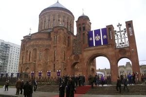La Iglesia más antigua del mundo ya tiene catedral en Moscú (Fotos)