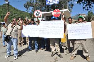 Trabajadores de Cantera Nacional piden claridad en los acuerdos laborales (Fotos)