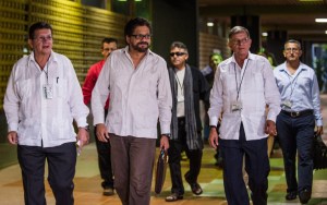 Diálogos de paz entre Colombia y las Farc son prolongados hasta el lunes