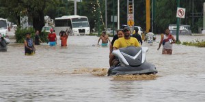 Venezolano atrapado en Acapulco compara huracanes con la tragedia de Vargas
