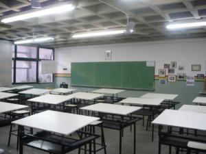 Más de 300.000 profesores de colegios públicos de Colombia inician huelga