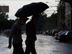 Lluvias en todo el país durante la noche de este jueves