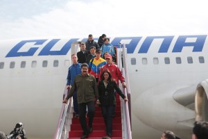 ABC: En 159 días Maduro ya ha superado a Chávez en sus viajes al exterior