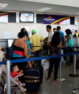 Ventas flojas en el aeropuerto Santiago Mariño