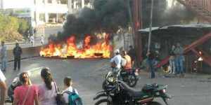 Protestas colapsan Los Teques